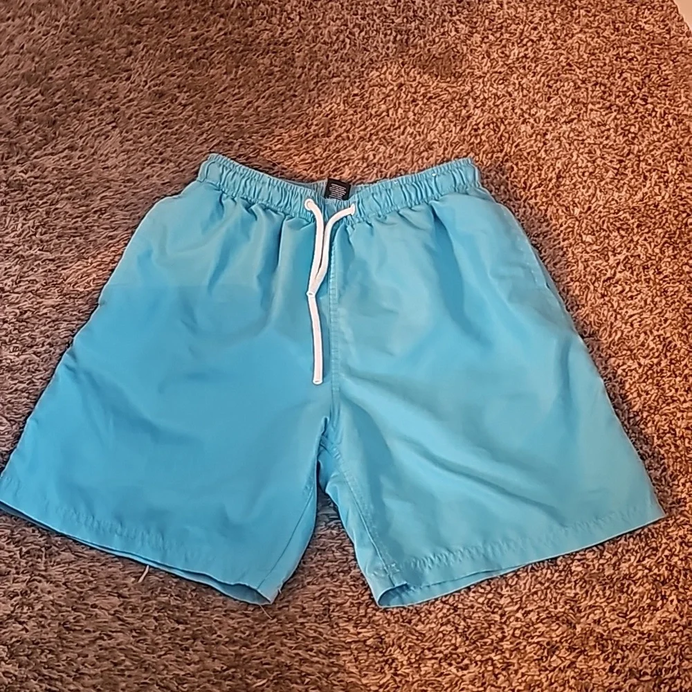 🩵City Streets Boys youth sz small swim trunks🩵